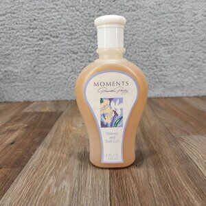 Moments Priscilla Presley Vintage 90s Shower & Bath Gel‎ 8 Fl. Oz. 240 Ml